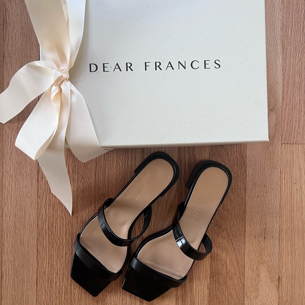 Dear Frances breeze sandal